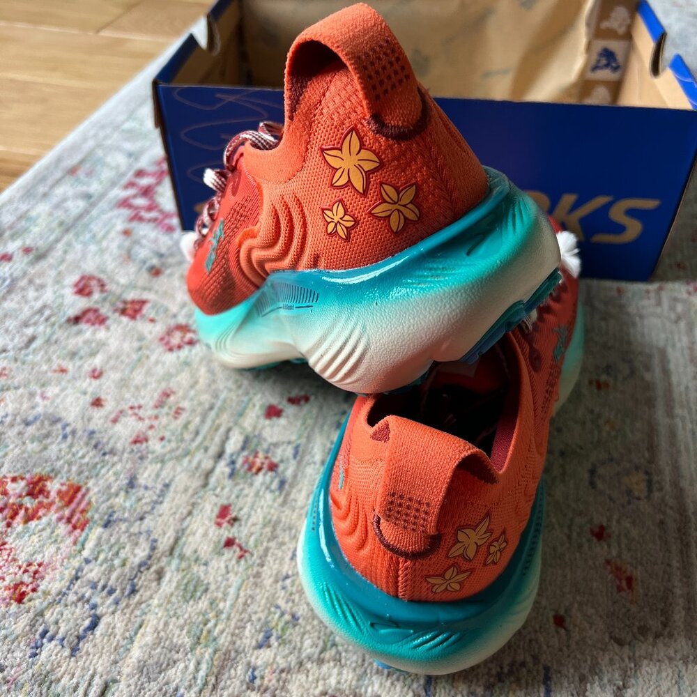 2026 RunDisney Brooks Moana Shoes size 6 Adrenaline GTS25 New in Box